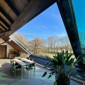 Panorama Dachschiebenster in Leer (Objekt 1206). 2 teiliges Panorama Dachschiebefenster (Typ AL), 1050  cm breit und 350 cm hoch, 3-fach Glas (Ug 0,7) und Sonnenschutzfunktion, Elektroantrieb