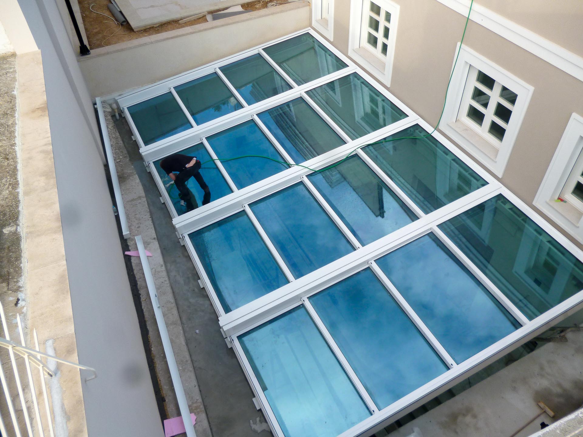 OpenAir sliding roof in Thessaloniki.