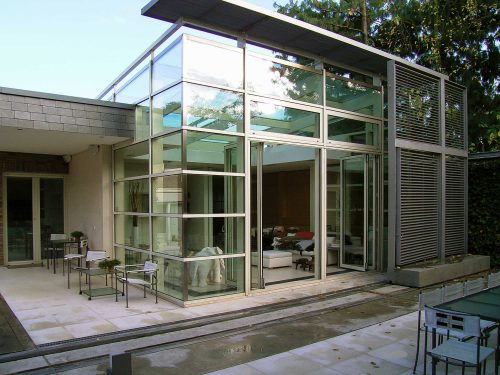 FineArt-serre in Keulen (object 839). Filigrane architectuur in een uitgekiende staander-liggerconstructie (de glasvoeg in de hoeken is bijna onzichtbaar)