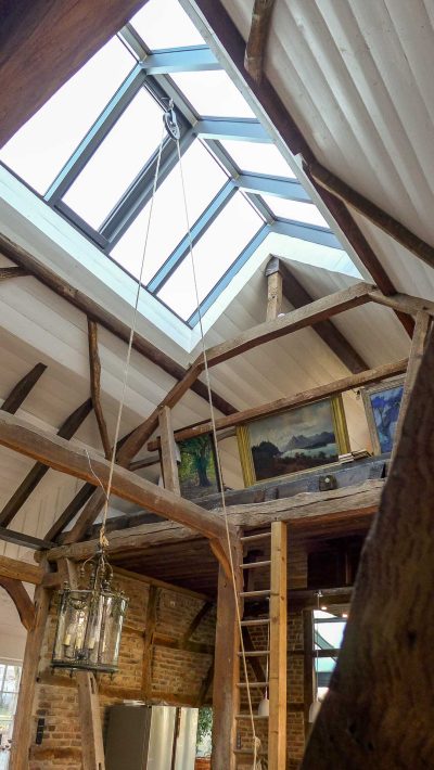 Rooflight in Bonn (Object 1167). Filigree light roof made of welded aluminium profiles with cleaning supporting sun protection glazing.